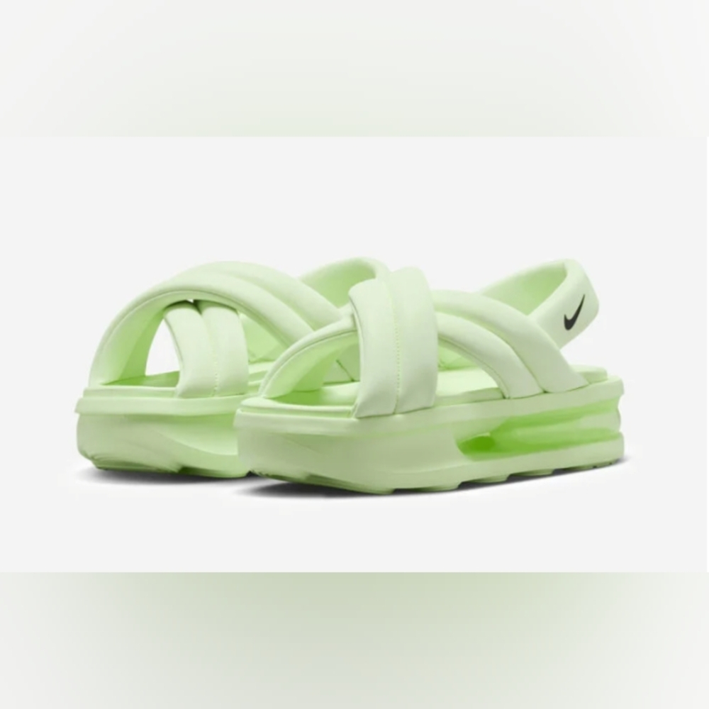 New  Nike Air Max Isla Sandals